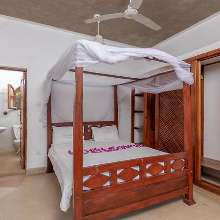Joysvilla Family Holiday Home Малинди Екстериор снимка