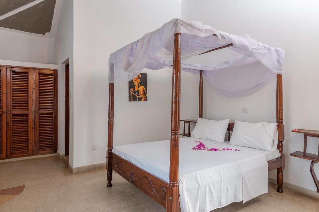 Joysvilla Family Holiday Home Малинди Екстериор снимка