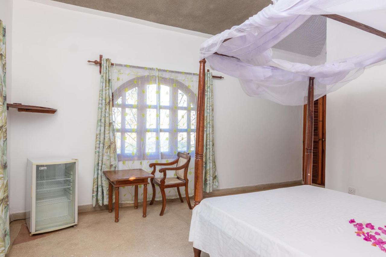 Joysvilla Family Holiday Home Малинди Екстериор снимка